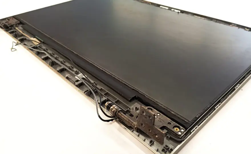 Inwerter matrycy – jak działa i jak go wymienić w laptopie?