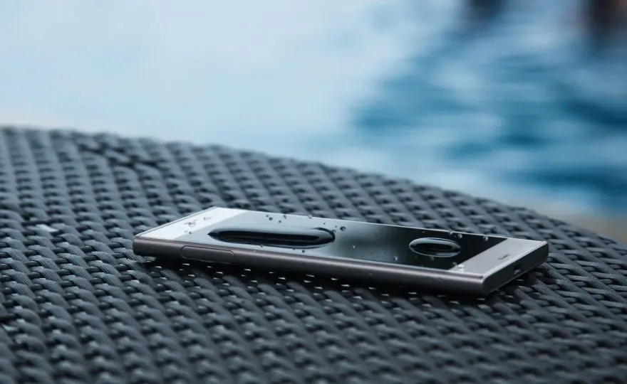 IP68 - Co oznacza? Nie tylko wodoodporność!